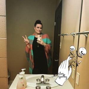 Meet your Posher, Nikki